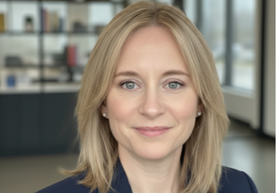 Courtney Wegman headshot